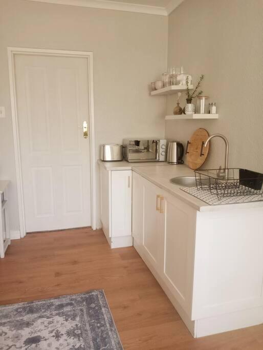 Charming Studio In Stellenbosch - The Valley Stay Екстер'єр фото